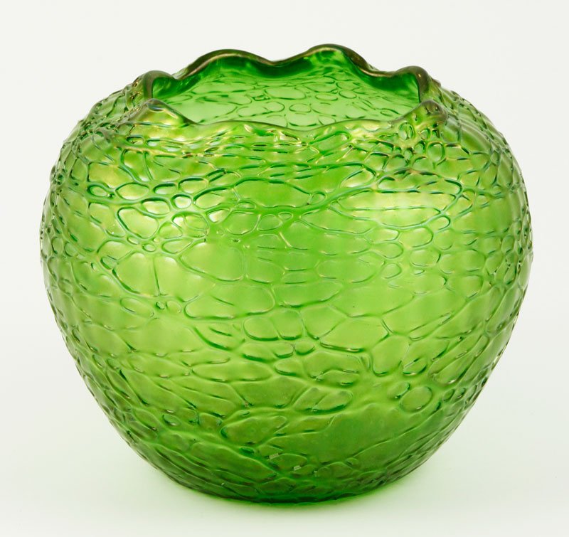 Loetz Creta Chine Décor Bowl: Loetz Creta Chine Décor bowl, green iridescent, ruffled rim and webbed overlay, circa 1905, 4 1/2"h.