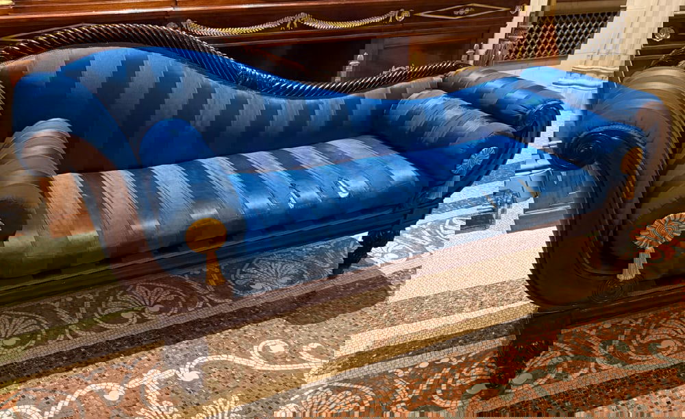 REGENCY STYLE UPHOLSTERED RECAMIER (1 of 4)