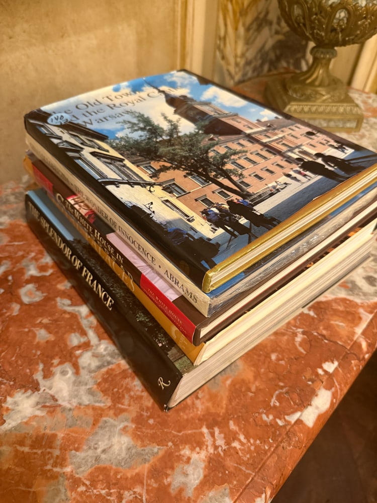 LOT OF 10 COFFEE TABLE BOOKS (1 of 3)