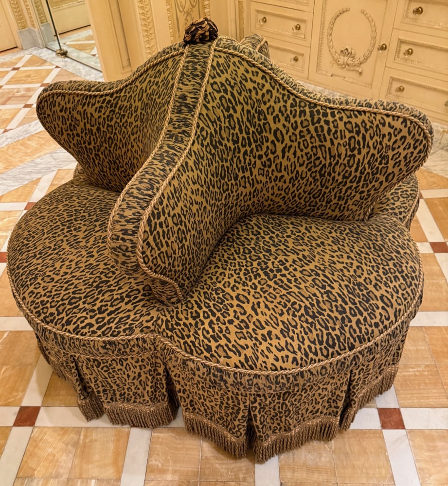 FOUR-SEATER BOURNE SETTEE WITH LEOPARD UPHOLSTERY (1 of 1)