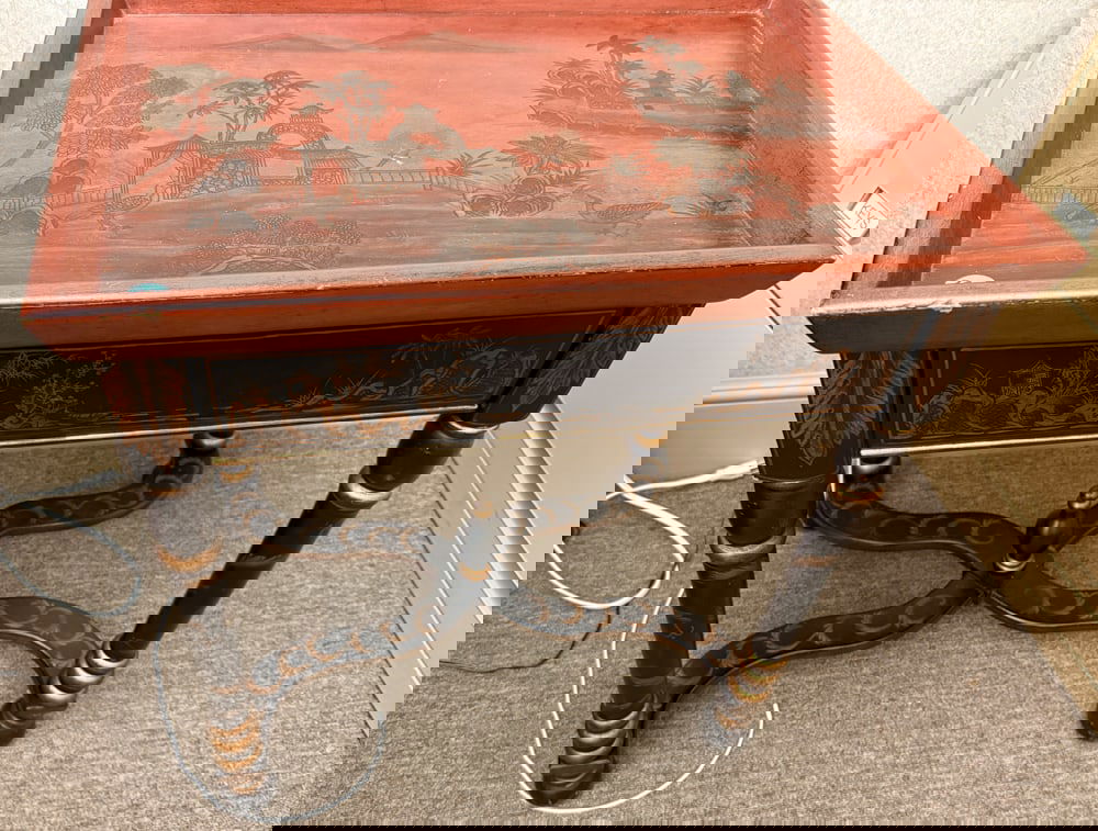 ANGLO-CHINESE LOW TABLE WITH JAPANNED TRAY: ANGLO-CHINESE LOW TABLE WITH TRAY - Japanned decoration on the top of the tray - modern 26" x 19" x 24" High