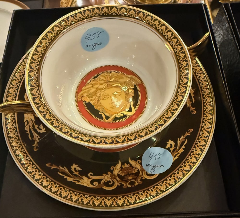 (8) VERSACE "MEDUSA" CREAM SOUPS AND SAUCERS: Versace "Medusa" cream soups and saucers, (8) total, saucers 7" diameter.