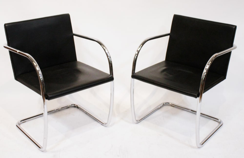 Pair of Brno Chairs for Knoll, Chrome and Black Leather: Pair of Brno chairs for Knoll, chrome and black leather. Provenance: West Palm Beach, Florida collection.