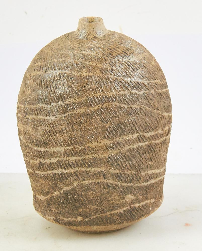 Studio Art Pottery Vase: Studio art pottery vase, unsigned, 8 1/4" H. Good condition. Provenance: Estate of Dalia Zikas, Melrose, Massachusetts.