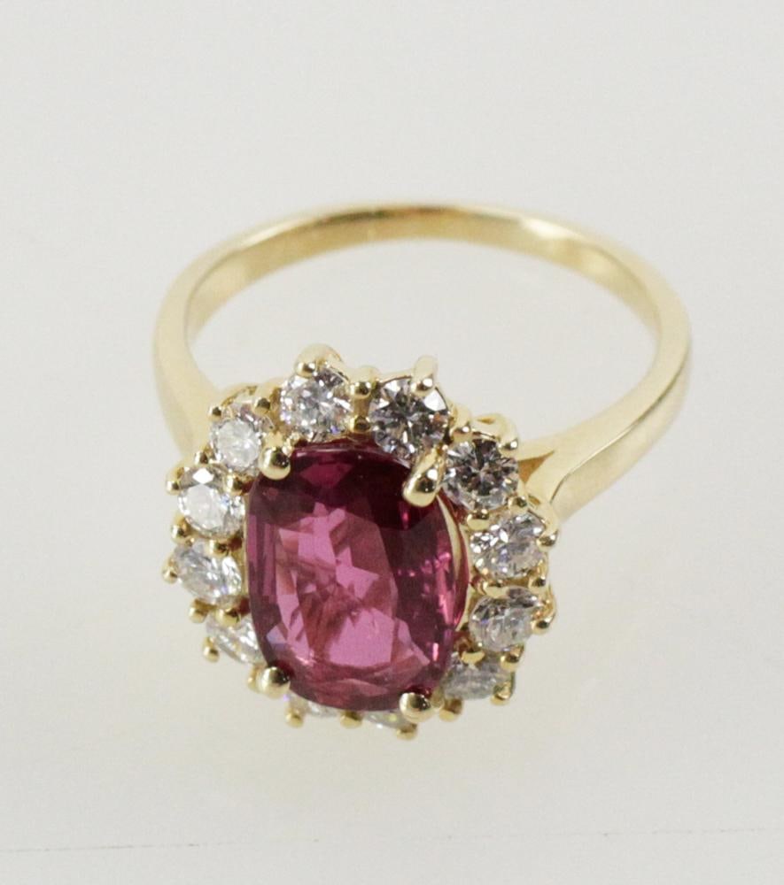 14k Yellow Gold, Ruby and Diamond Ring - 11