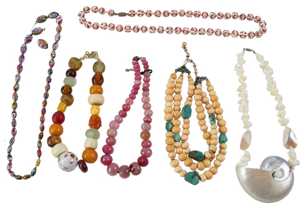 Assorted Necklaces, Turquoise, Amber, Rose Quartz, etc.: Assorted necklaces, turquoise, amber, shell, Venetian, rose quartz. Provenance: Palm Beach, Florida estate. PLEASE NOTE: payment for silver, gold, jewelry, and coins must be made via wire transfer, ca