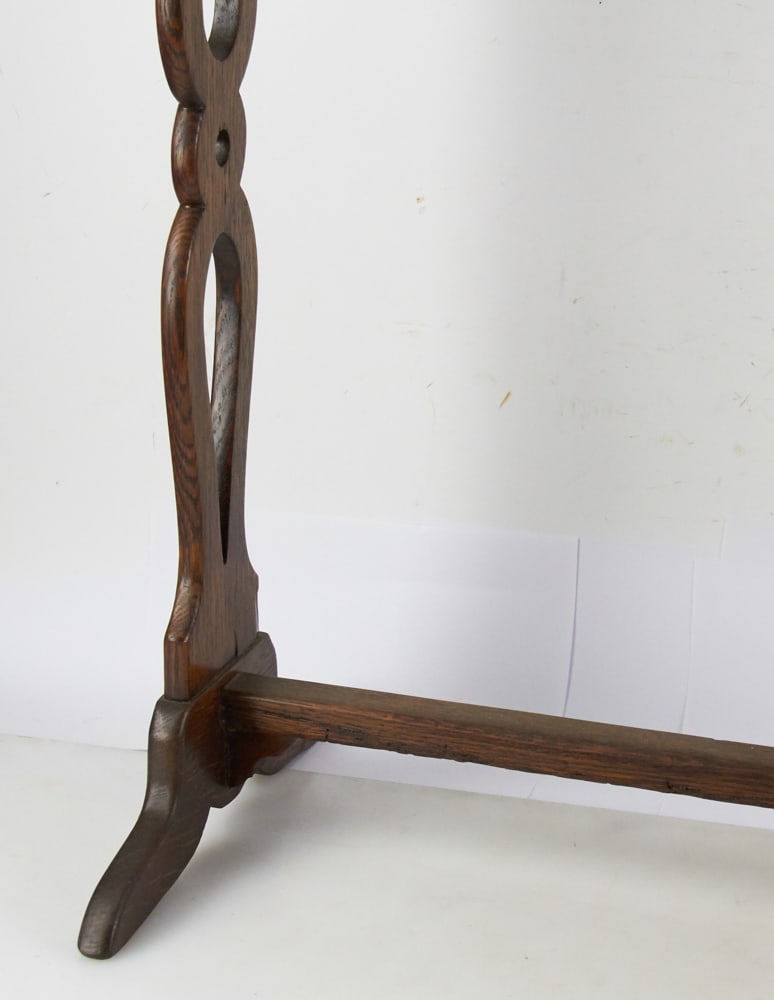 Early Oak Occasional Table and Pair of 19thC Youth Chairs - 3