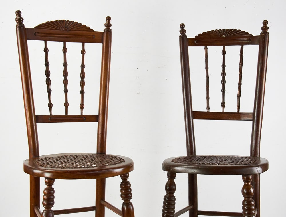Early Oak Occasional Table and Pair of 19thC Youth Chairs - 9