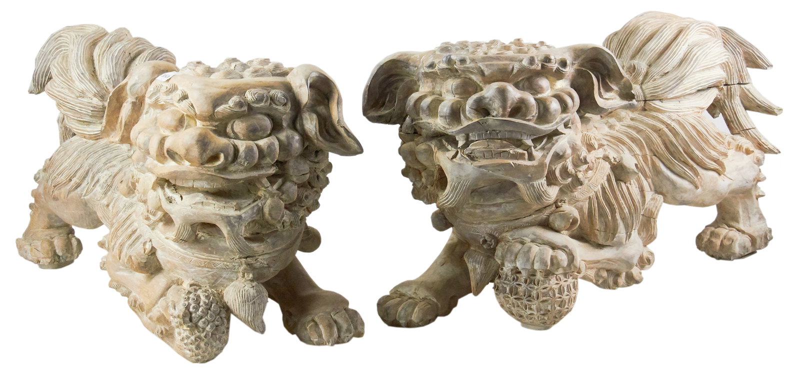 Two 20thC Carved Wooden Foo Dogs (1 of 13)