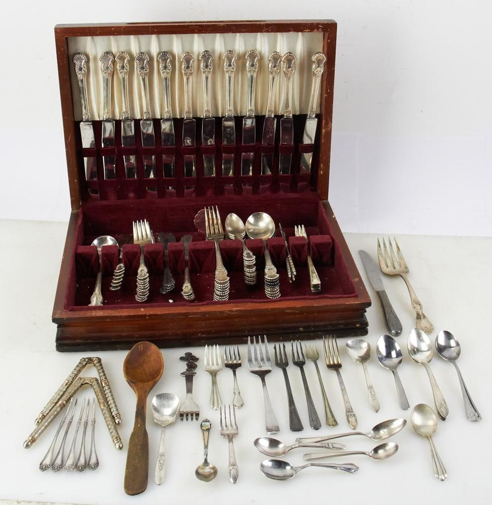 Silverplate Flatware (1 of 8)