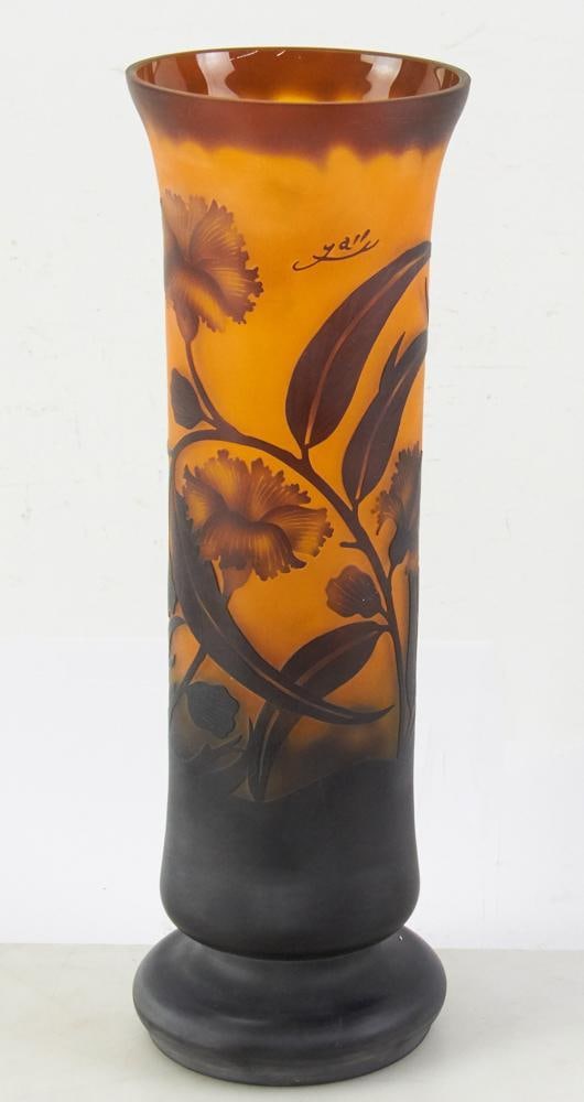 Art Nouveau Style Cameo Glass Vase Signed Galle (1 of 8)