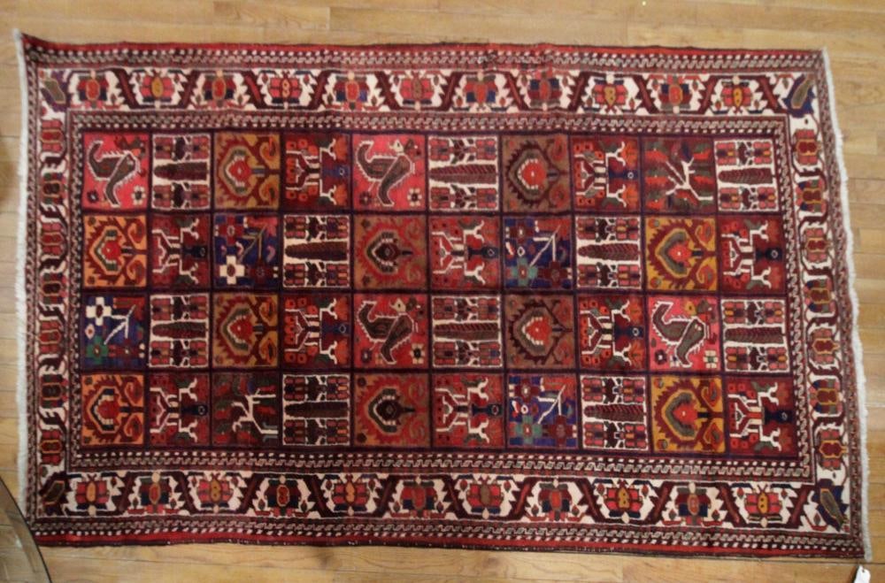 Semi-Antique Persian Bakhtiari Room-size Rug (1 of 5)