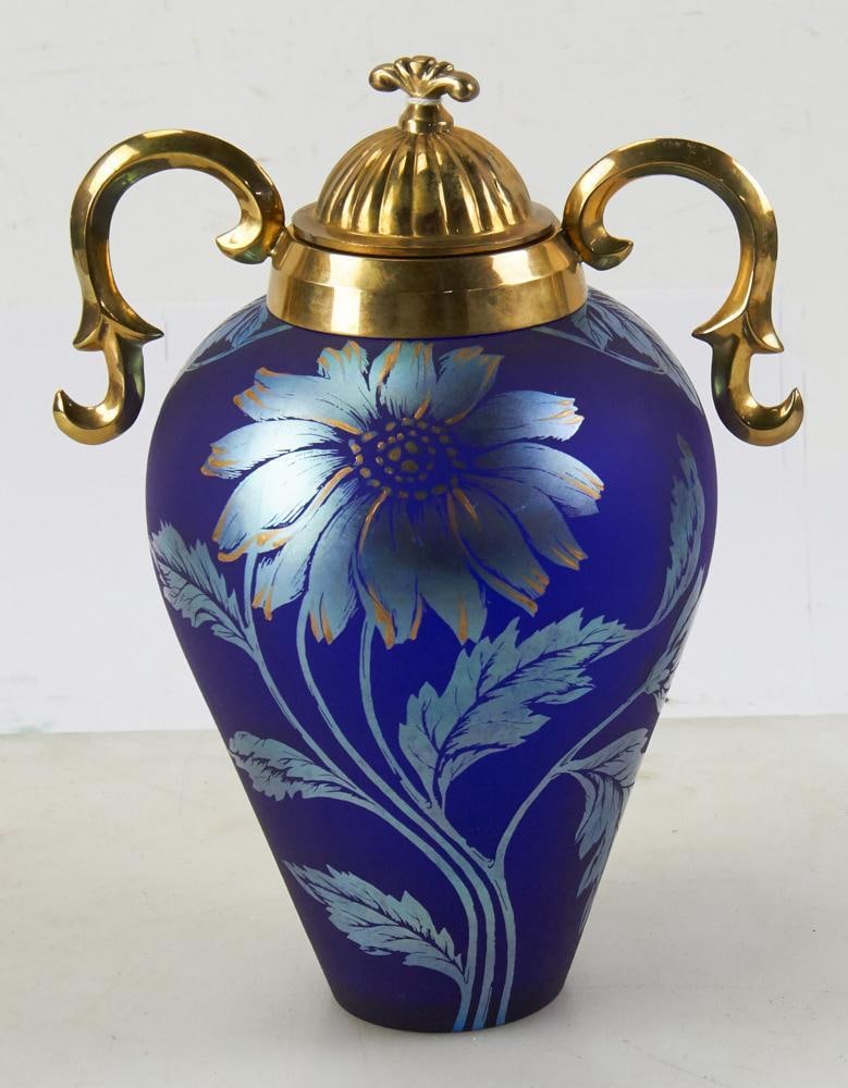 Fenton Limited Edition Cobalt Glass Covered Urn (1 of 8)