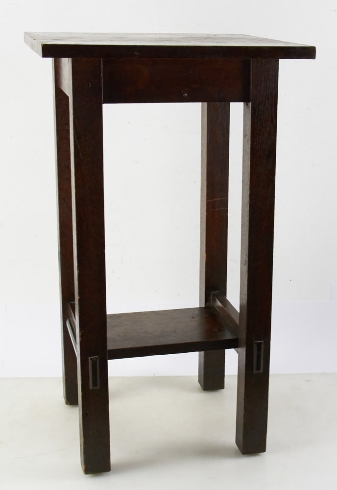 Stickley Oak Table (1 of 2)