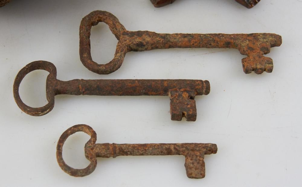 Old Buddha, Keys, Gourd - 6