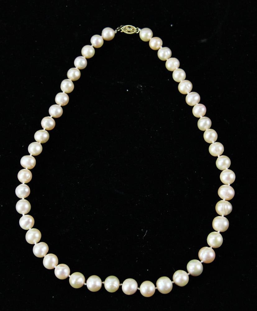 Pearl Necklace with 14k Gold Clasp (1 of 7)
