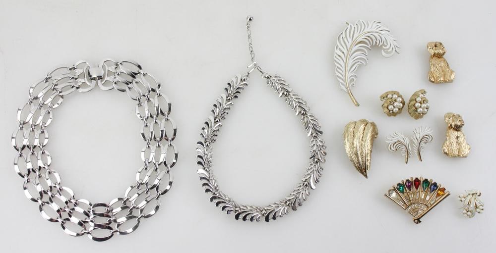 Designer Jewelry, Trifari, Napier, Monet (1 of 13)