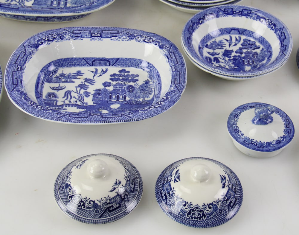 Blue Willow China, Large Collection - 15