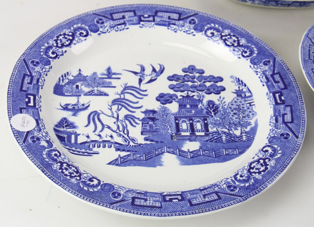 Blue Willow China, Large Collection - 16