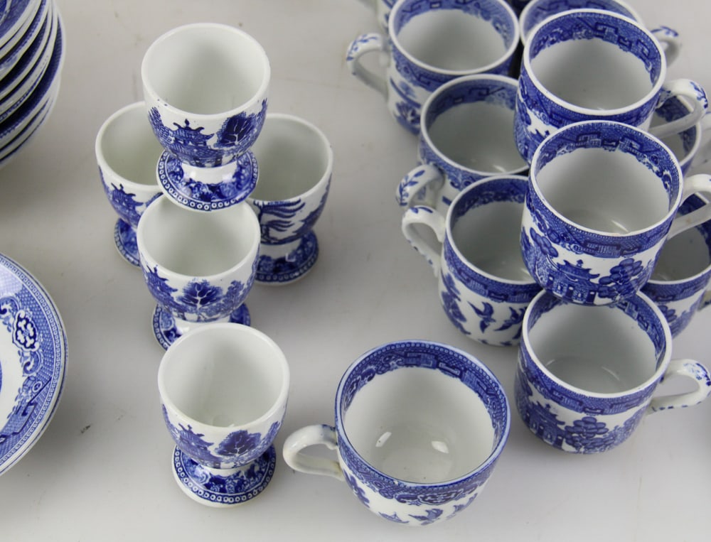 Blue Willow China, Large Collection - 6