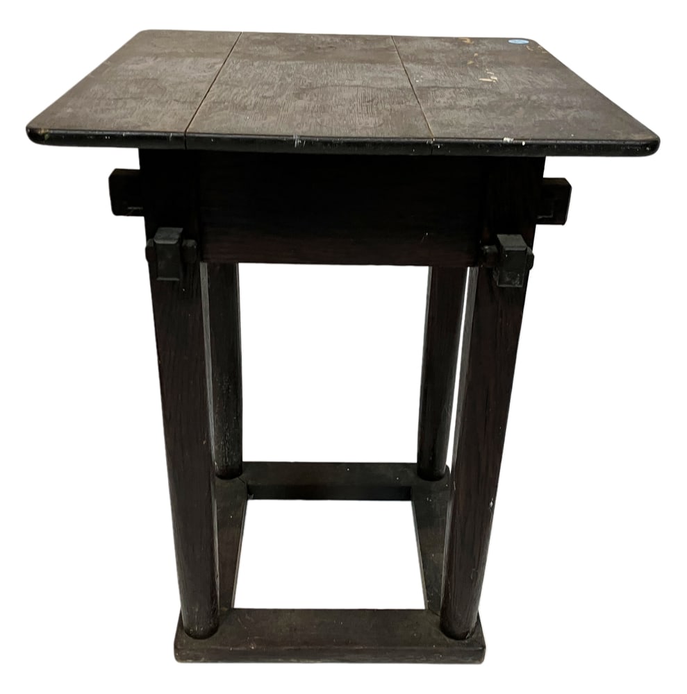 Arts and Crafts Mission Oak Occasional Table (1 of 4)