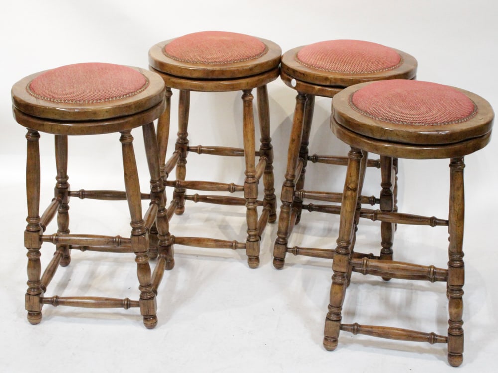 English-style Pub Stools - 4