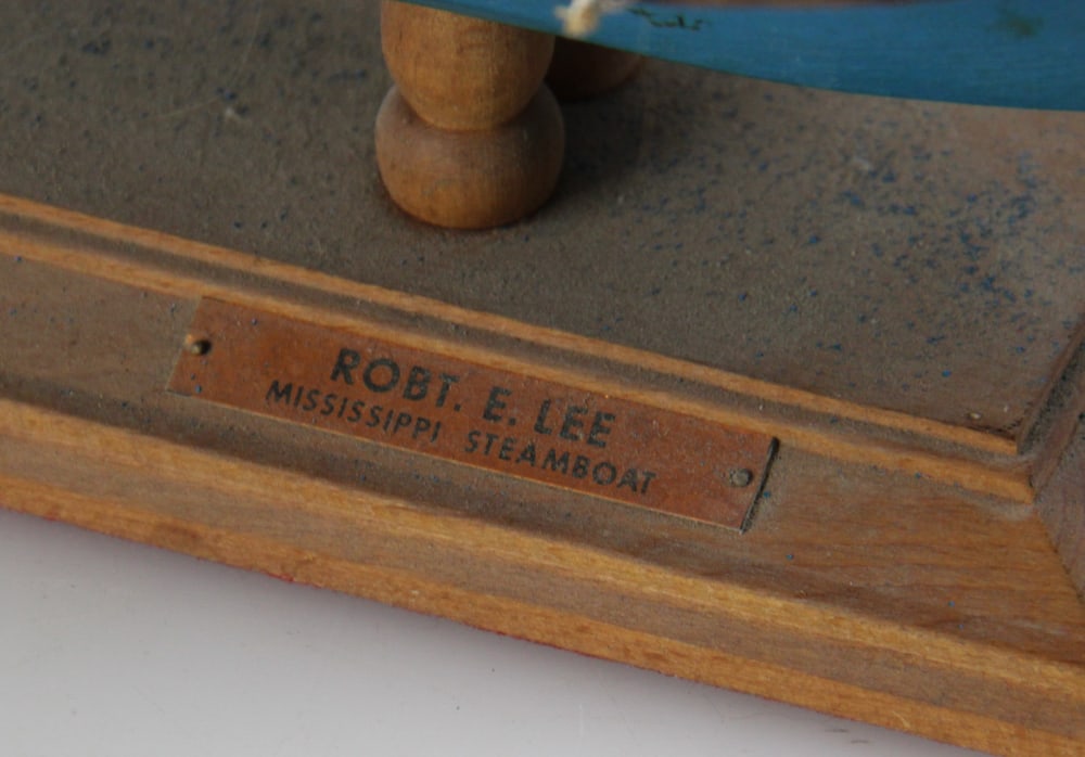 Robert E. Lee, Mississippi Steamboat Model - 4