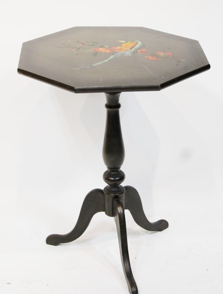 Tip-top Table with Painted Parrot (1 of 1)