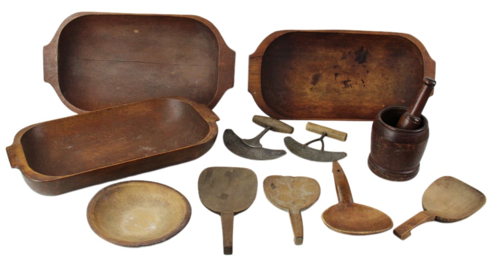 Collection of Country Woodenware (1 of 7)