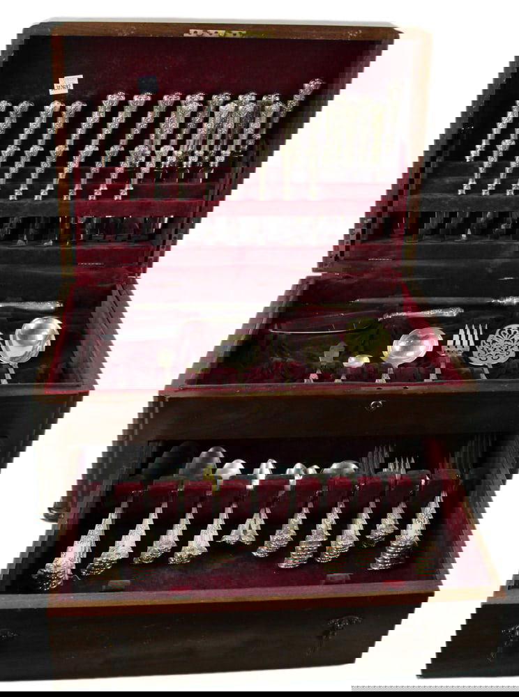 Birks Sterling "Kings" Pattern Flatware Set (1 of 16)