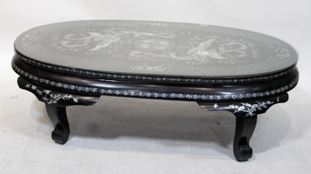 Chinese Black Lacquered Coffee Table with Mother-of-Pearl Inlay (1 of 1)