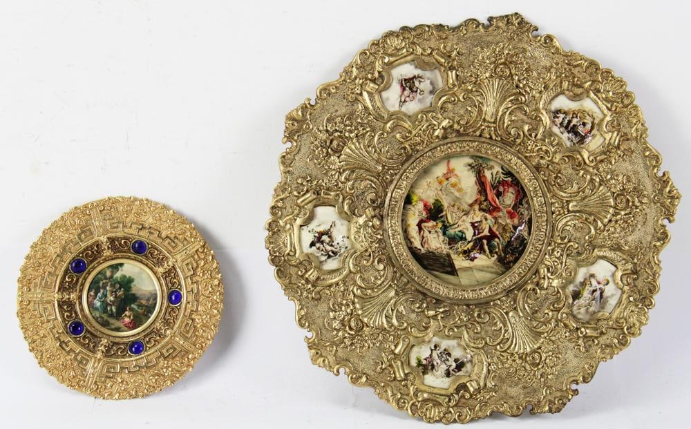 Set of Two Baroque-style Plates with Faux Jewels (1 of 8)