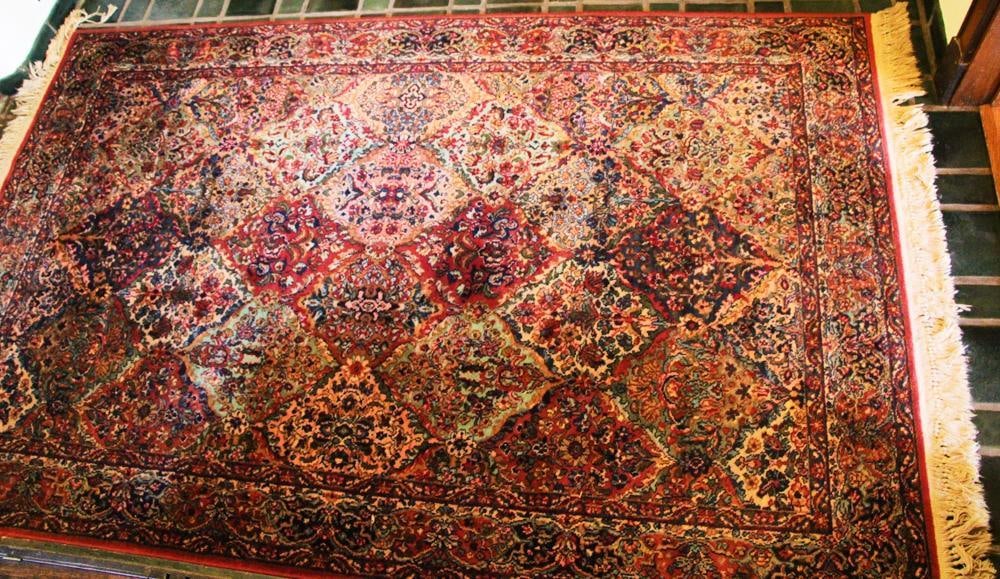 Kirman Rug, Machine-Made Karastan Design (1 of 7)