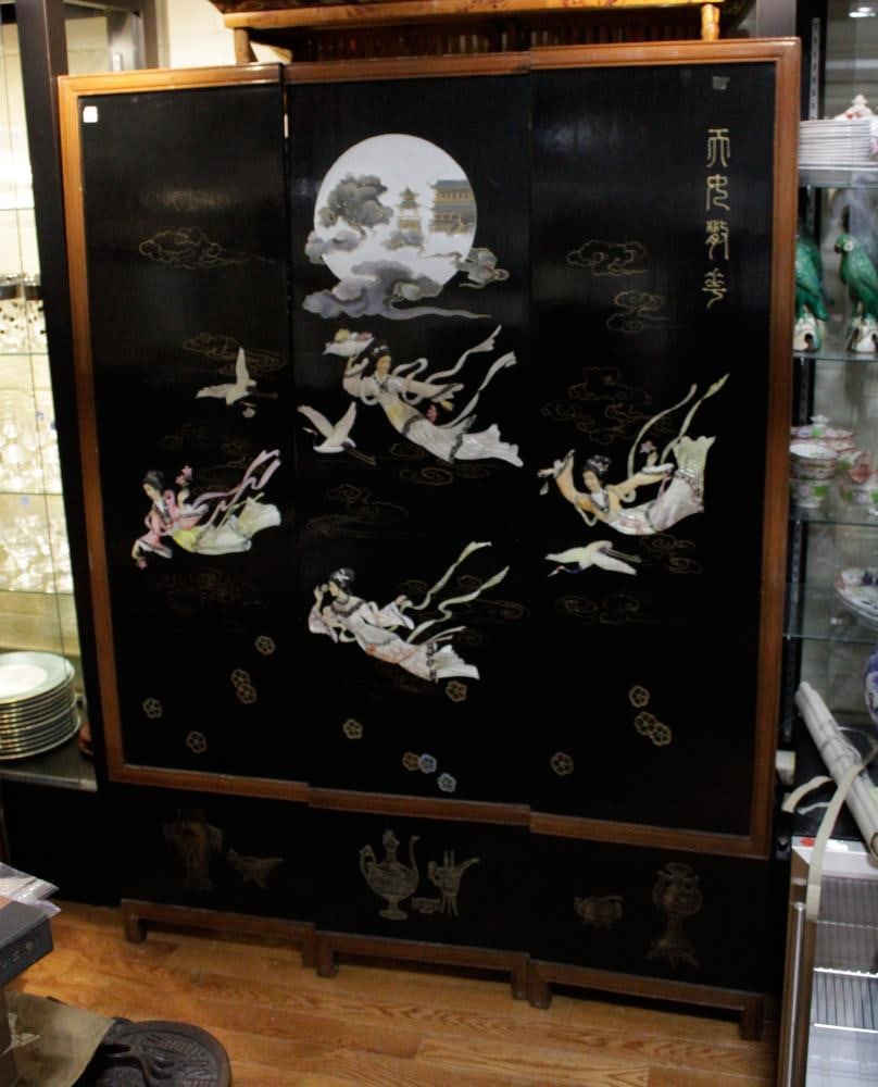 Fine Asian 3-Panel Screen: Fine Asian 3-panel screen, each panel 72" H x 18" W. Provenance: Palm Beach, Florida estate.