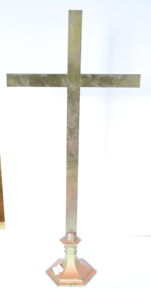 Altar Cross with Hexagonal Brass Base - 5