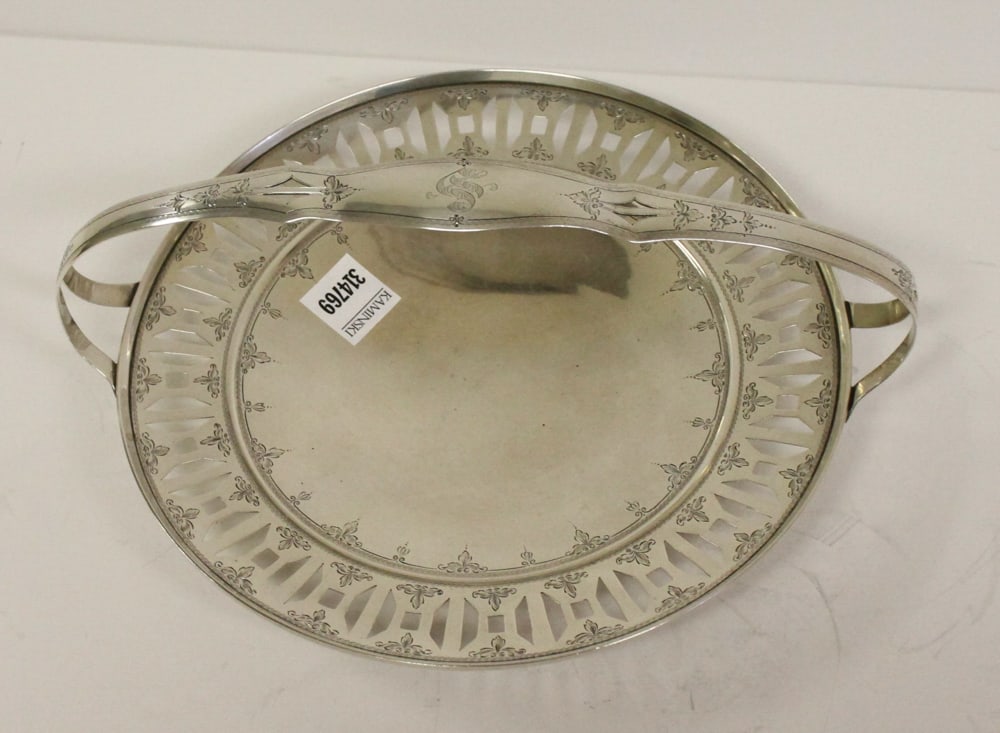 Sterling Reticulated Handled Server - 3