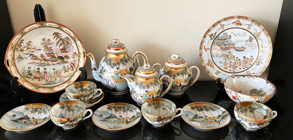 Vintage Imari Porcelain Tea Service, Plus (1 of 8)