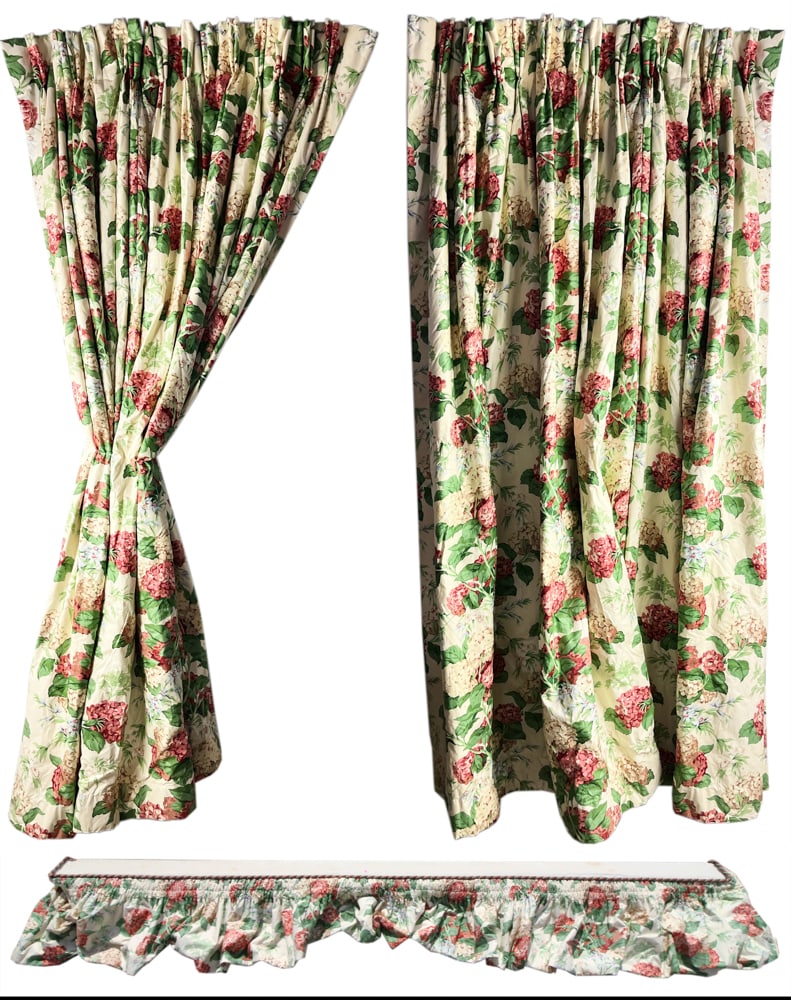 Floral Valance, Curtain Panels, Tie-Backs: Floral print fabric valance, 18" H x 120" L, two curtain panels, floral fabric, 60" x 93", with two tie-backs. Provenance: Palm Beach, Florida estate. PLEASE NOTE: This lot is not from the Second Cong