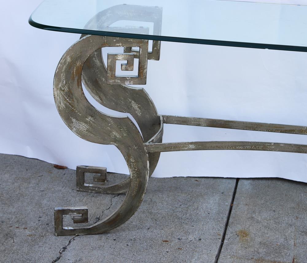 Fancy Iron Sculpture Table - 4