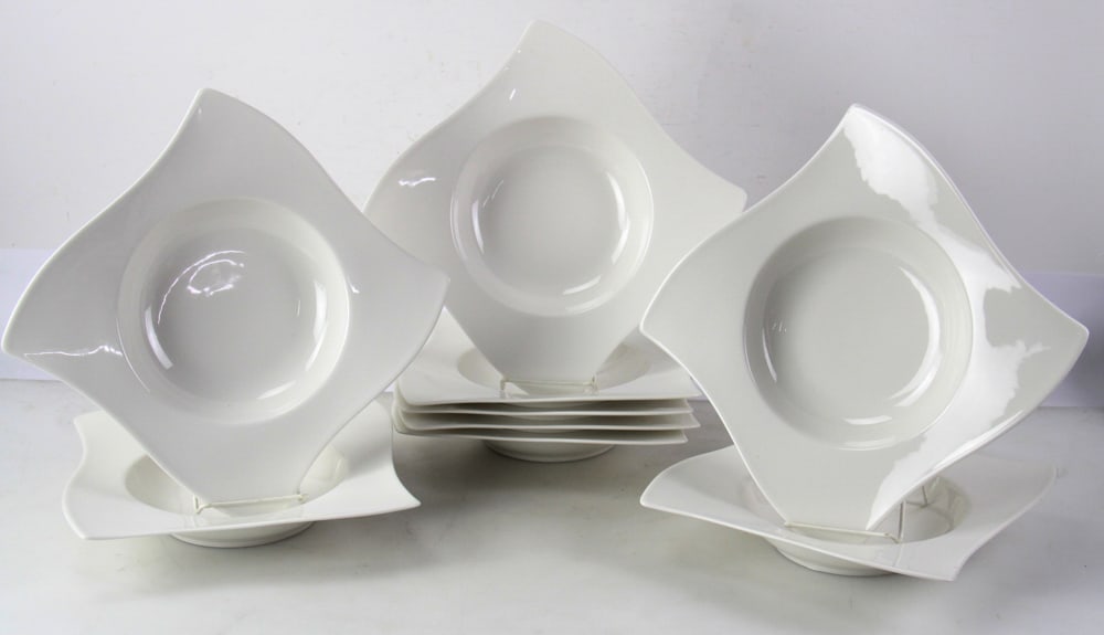 Villeroy and Boch "New Wave" Pasta Plates: Villeroy and Boch "New Wave" pasta plates, 11" x 11", (10) total. Provenance: Palm Beach, Florida estate. PLEASE NOTE: This lot is not from the Second Congregational Church of Beverly.