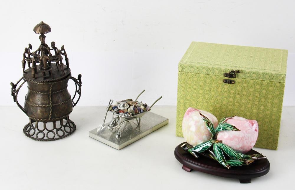 Group of Decorative Items (1 of 11)