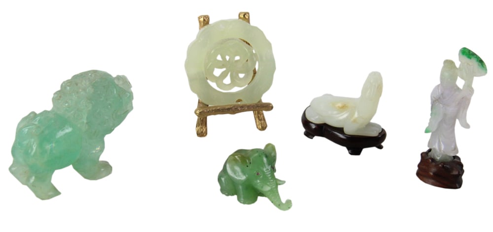 Chinese Jade and Quartz Animals, Figure, Disc: Chinese jade and quartz animals, disc, Guanyin, tallest 3". Provenance: Estate of Thomas Nicholson of Palm Beach, Florida and Stratham, New Hampshire.