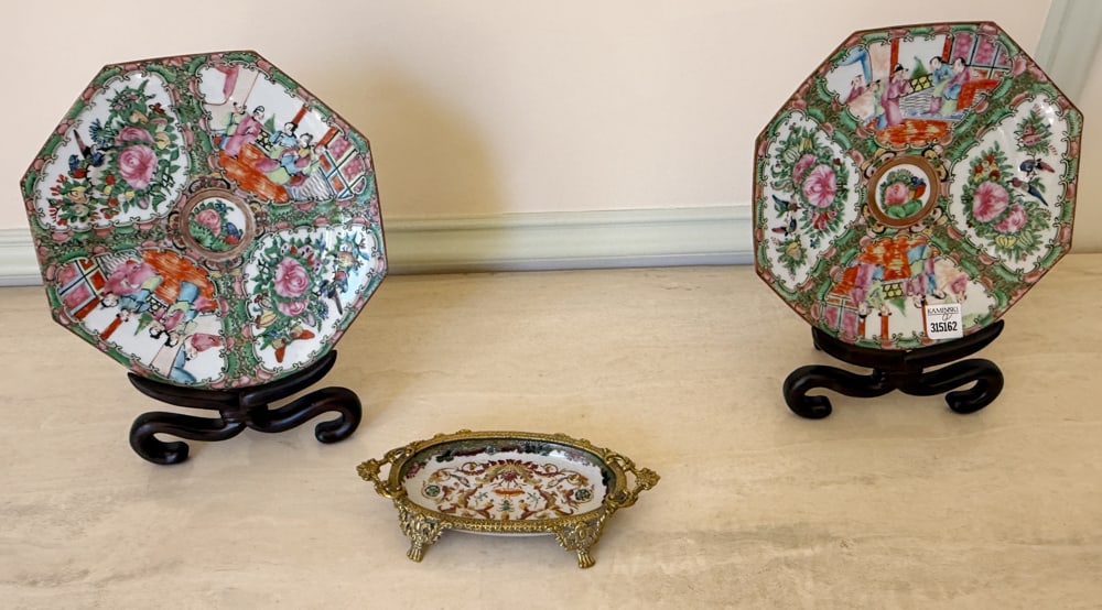 Rose Medallion Plates and Trinket Dish (1 of 2)
