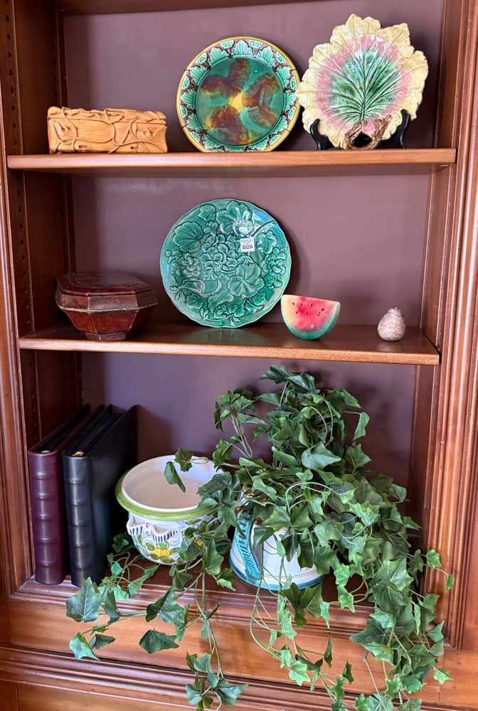 Collection of Majolica and Other Pieces: Collection of majolica and other pieces, largest plate 9 1/2" diameter. PLEASE NOTE: Item to be picked up at 129 Commonwealth Ave, Boston. Deadline for pick-up is May 15th. Please call our front desk