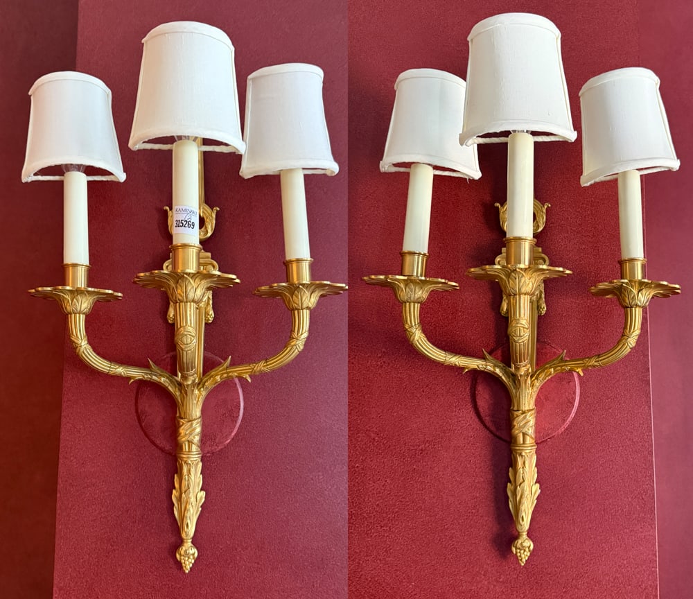 Pair of French-style Gilt Bronze Wall Sconces: Pair of French-style gilt bronze wall sconces, 25" H x 14" W x 8" D. PLEASE NOTE: Item to be picked up at 129 Commonwealth Ave, Boston. Deadline for pick-up is May 15th. Please call our front desk at 