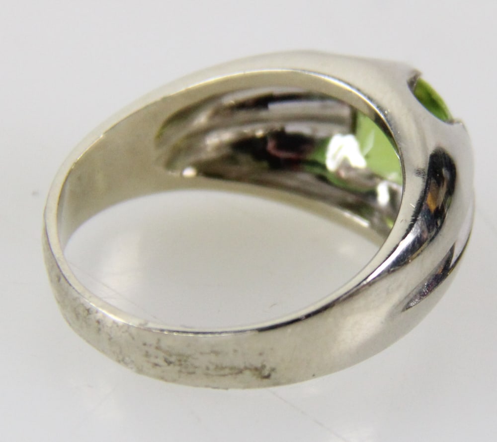14k Gold Peridot Ring - 5