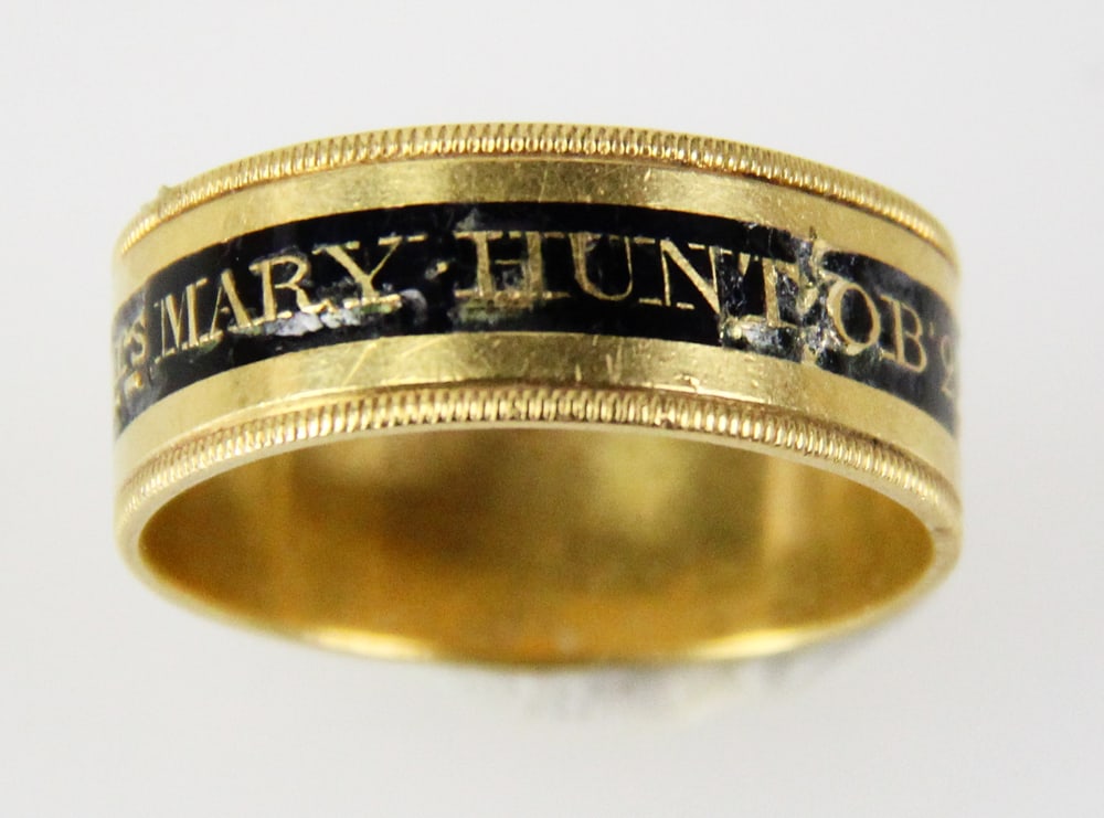 18k Gold 1805 Memorial Ring (1 of 8)