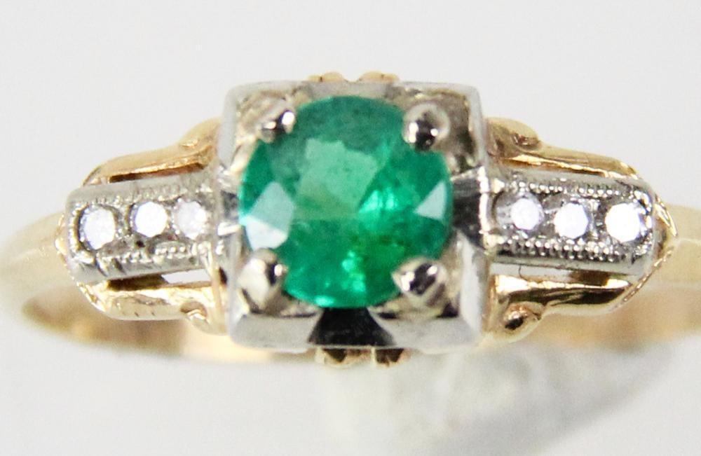 Circa 1920 Gold Emerald Ring - 3