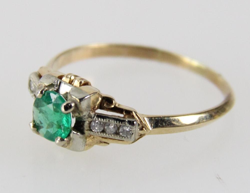 Circa 1920 Gold Emerald Ring - 4