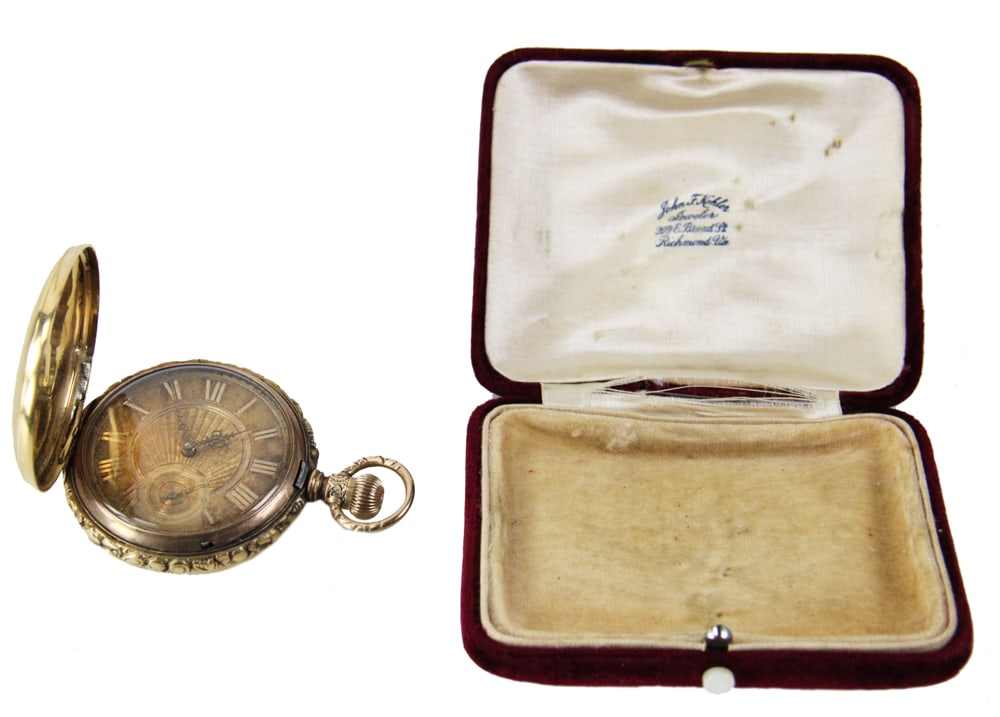 18k Gold Waltham Vanguard Pocket Watch: 18k gold Waltham Vanguard pocket watch, 2" x 2". Approximately 132.3 grams TW (including movement). Provenance: Marblehead, Massachusetts collection. PLEASE NOTE: payment for silver, gold, jewelry, an